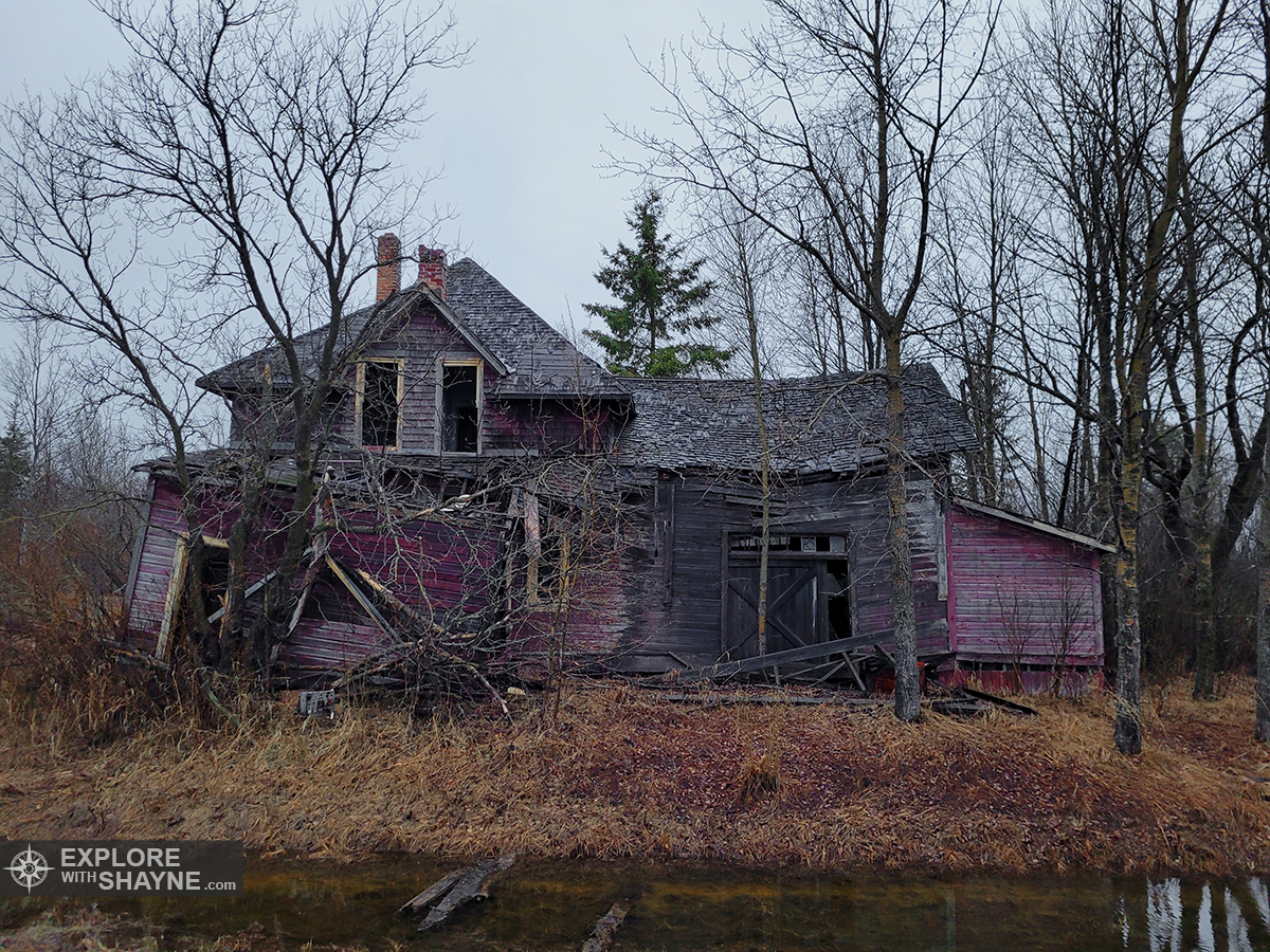 Abandoned Piney Railway Station